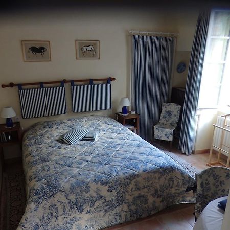 Bed and Breakfast Le Moulin D'Hys La Cropte Exterior foto